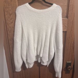 Abercrombie White Sweater Size L